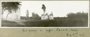 Vieille mosquée sur la route de Ramleh, Jaffa, 2 décembre 1917 - Capt. Arthur Rhodes